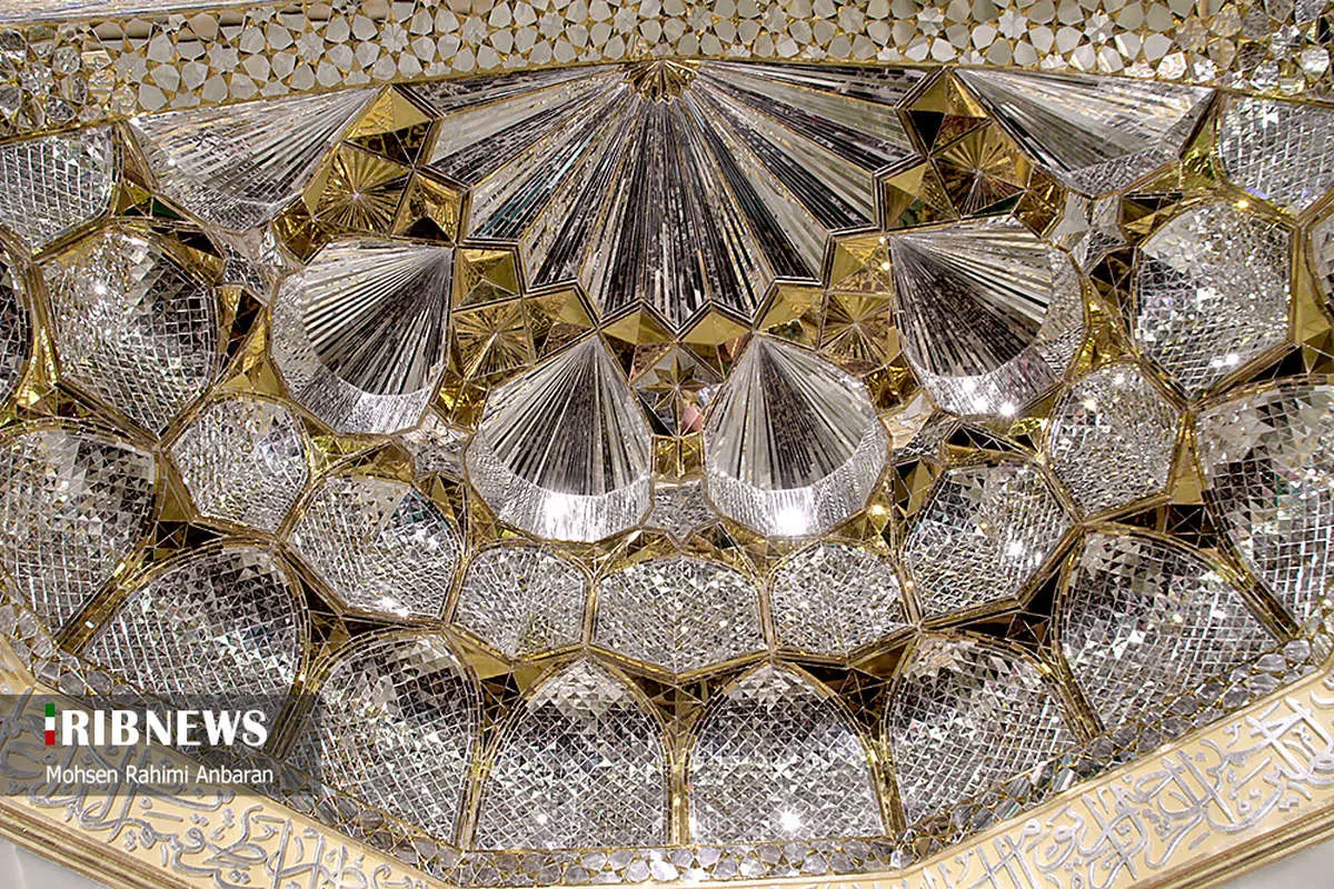 (تصاویر) آینه کاری حرم امام رضا(ع)