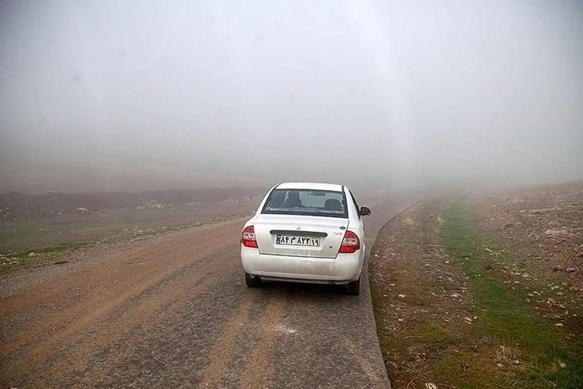 (تصاویر) تدریس در روستای محروم از شاد