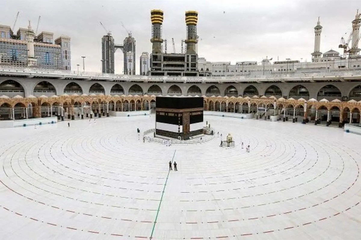 عربستان حج عمره زائران خارجی را تعلیق کرد