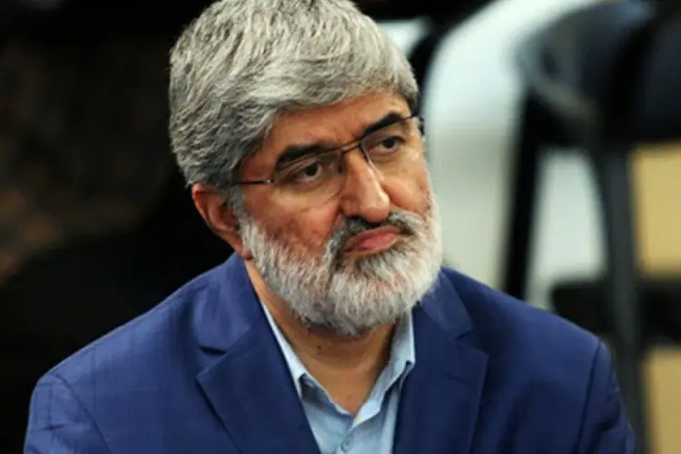 مطهری: ایران به خاطر قرار گرفتن در لیست سیاه FATF نتوانست واکسن کرونا تهیه کند