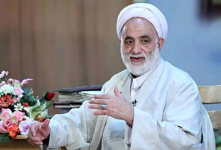 تکذیب شایعه درگذشت محسن قرائتی