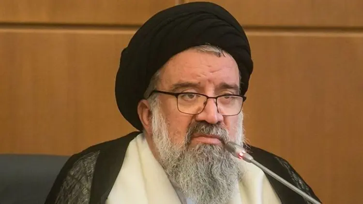 واکنش احمد خاتمی به اظهارات آیت الله امجد: این فرد عددی نیست