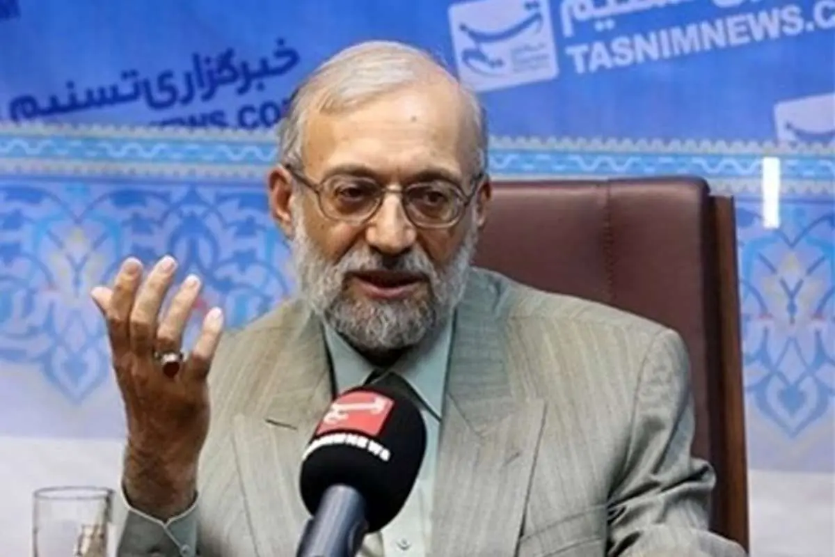 جواد لاریجانی: خرید واکسن کرونا طرحی برای به زانو درآوردن ایران است