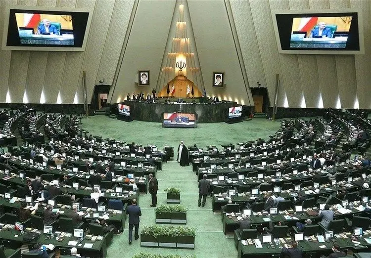 چرا گزارش دیوان محاسبات درباره شرکت‌های دولتی منتشر نشد؟