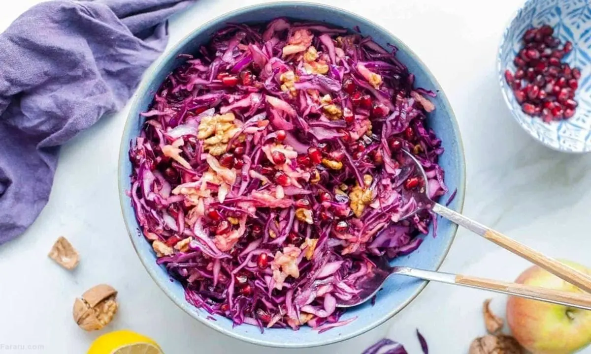 طرز تهیه سالاد کلم و انار؛ مخصوص شب یلدا