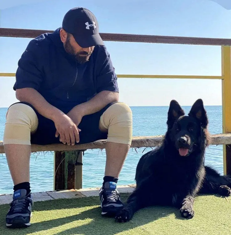 حسن آقامیری: این تصاویر در کیش گرفته شده است