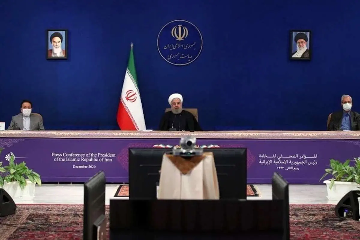 کنایه روحانی به احمدی نژاد؛ من آدم این نظامم