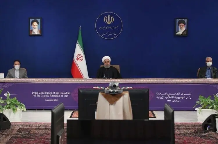 کنایه روحانی به احمدی نژاد؛ من آدم این نظامم