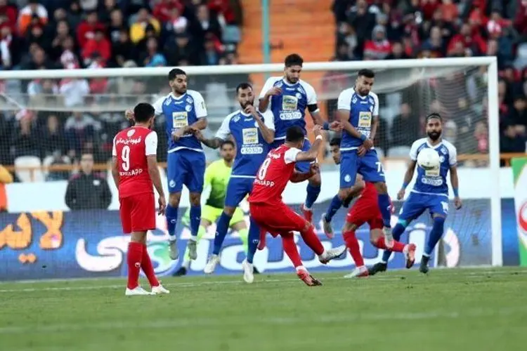 دو پیشکسوت سرخابی برای توهین به هم و تحقیر یکدیگر از فوتبال زنان استفاده می کنند!