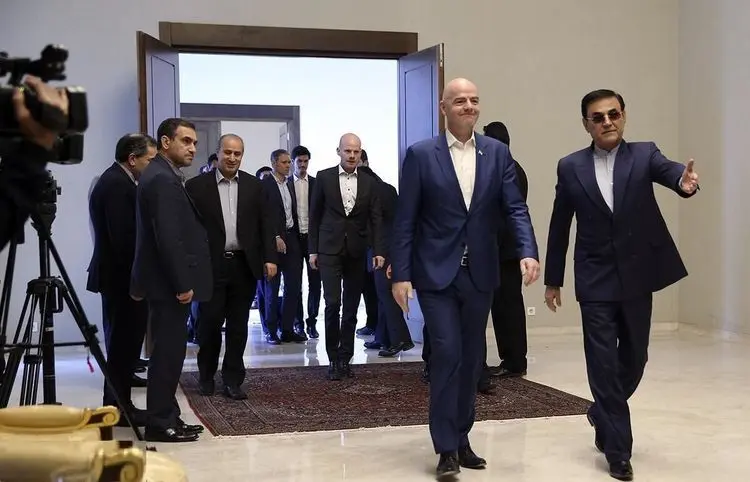 مهدی تاج به قطر سفر کرد