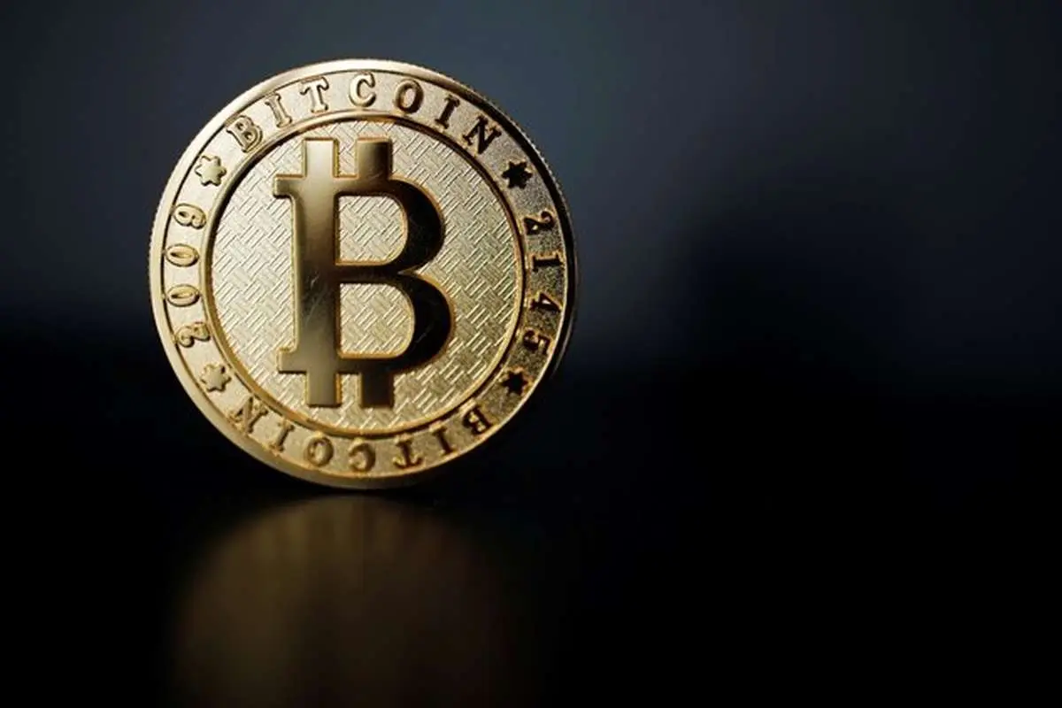 قیمت بیت کوین ۹ دی ۹۹؛ بیت کوین کماکان می‌تازد