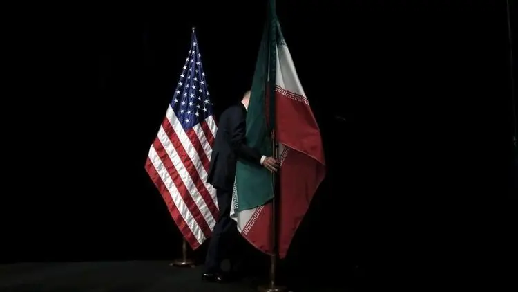 مذاکره دست چه کسی را می‌بوسد؛ اصلاح‌طلب یا اصولگرا؟!