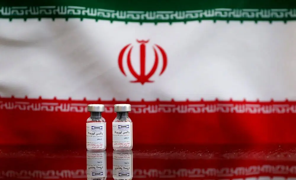 (تصاویر) تزریق واکسن ایرانی کرونا به سه داوطلب