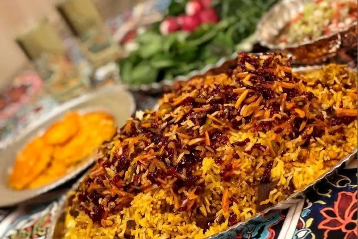 طرز تهیه قیمه شاه عباسی یا قیمه لا پلو با ته‌دیگ ته‌چینی