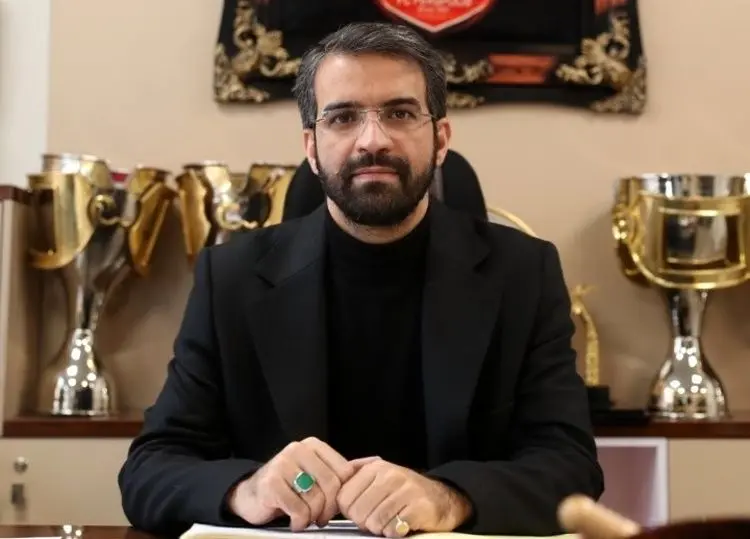 مدیرعامل پرسپولیس: دور از هیجان کارمان را پیش می‌بریم
