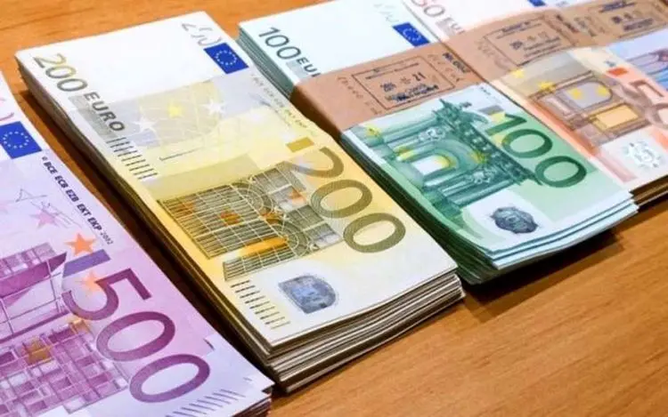 علت افزایش قیمت یورو در روز‌های اخیر چیست؟