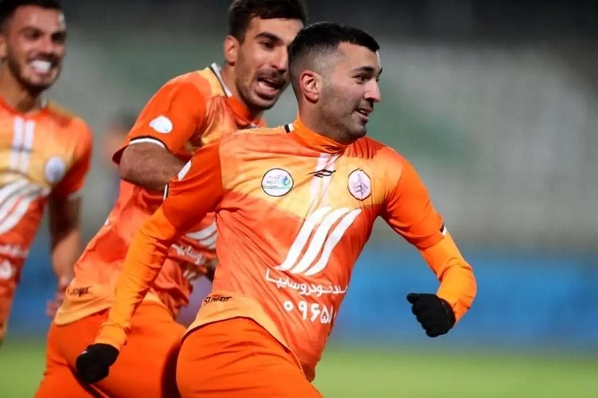 بازگشت هافبک جنجالی به پرسپولیس؟