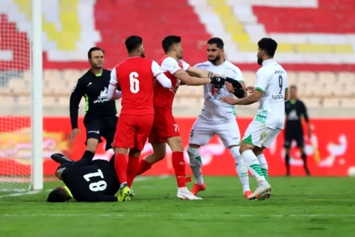تهمتهای عجیب و غریب به سعید آقایی، دفاع چپ پرسپولیس!