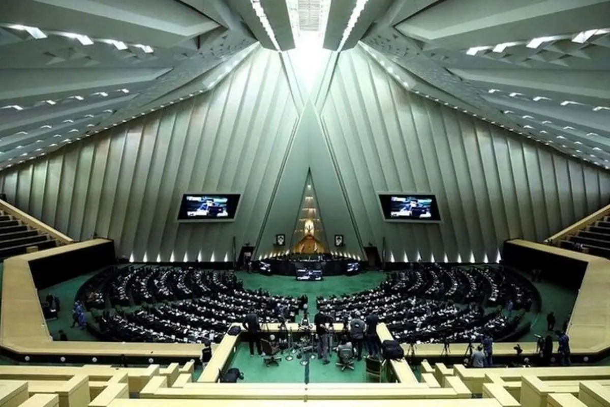 وزیر متخلف بازداشت می‌شود تا آدم شود!