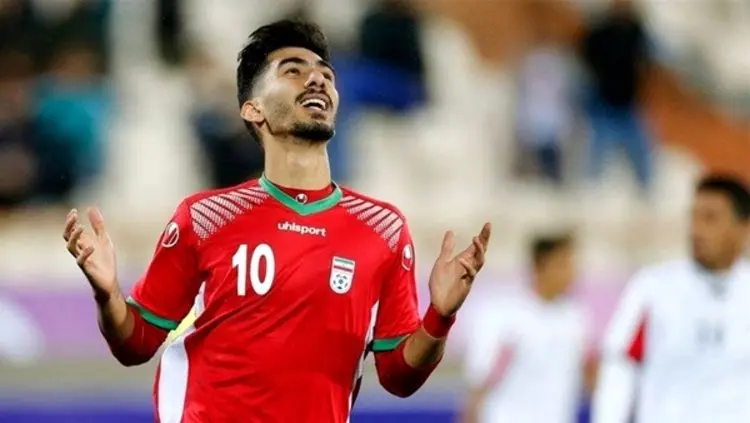 با رضا شکاری قرارداد امضا نکنید