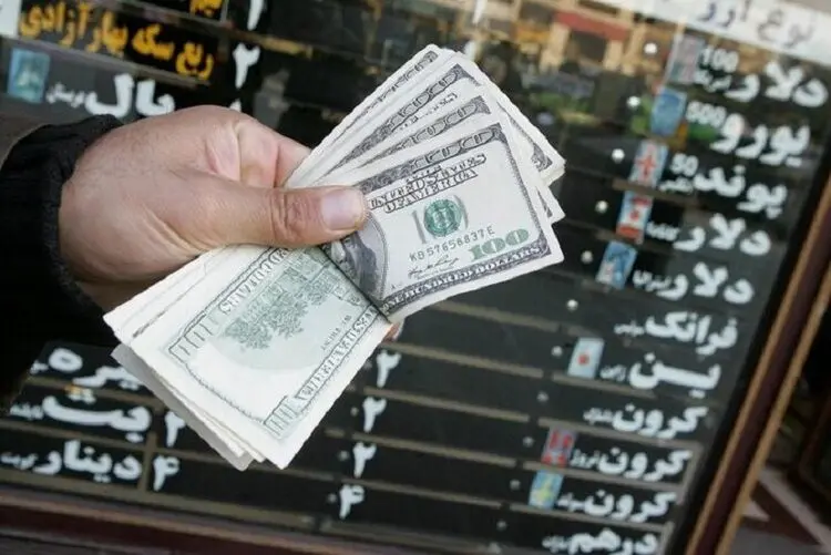 قیمت دلار در صرافی ملی پنجشنبه ۲۵ دی