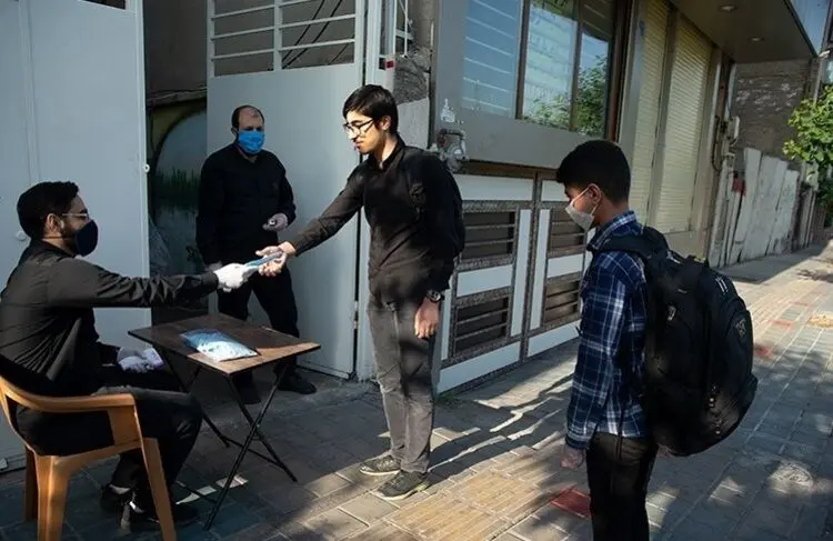نحوه بازگشایی مدارس؛ حضور دانش‌ آموزان از اول بهمن اجباری است؟
