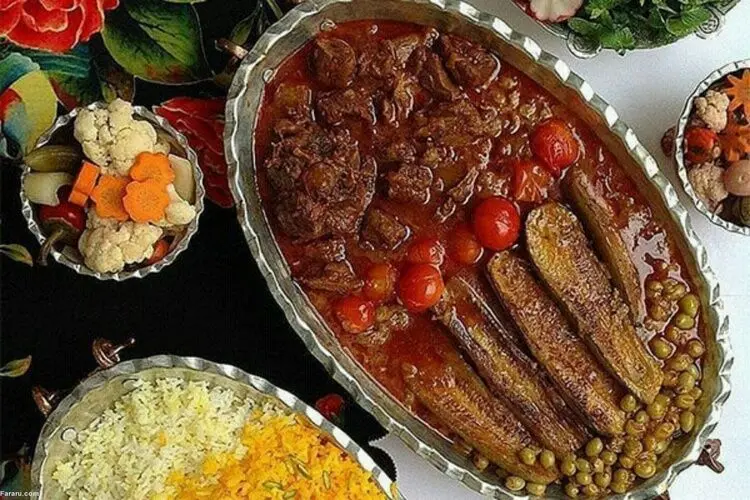 طرز تهیه خورشت کدو مسما؛ غذایی اصیل و خوشمزه