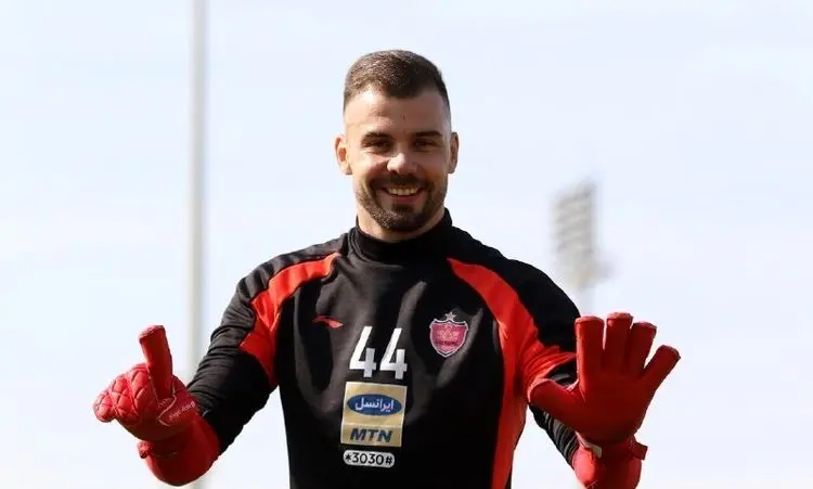لایک جنجالی گلر پرسپولیس!