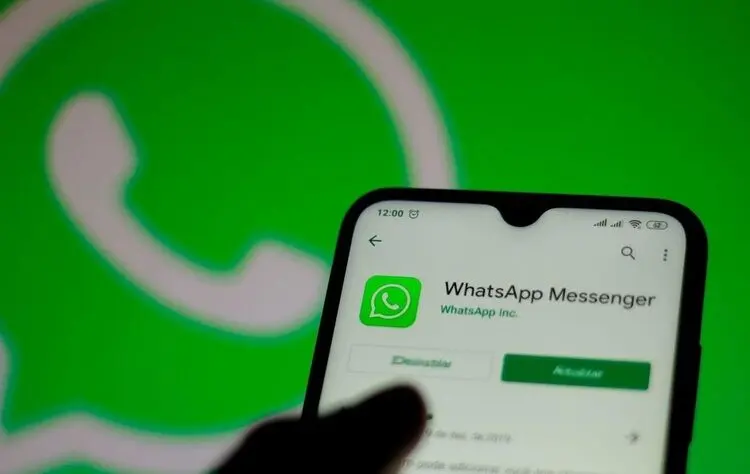 واتس اپ مهلت تایید قوانین را به تاخیر انداخت