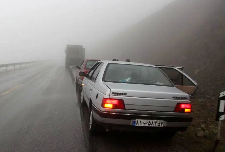 بارش برف و باران در جاده‌های ۹ استان