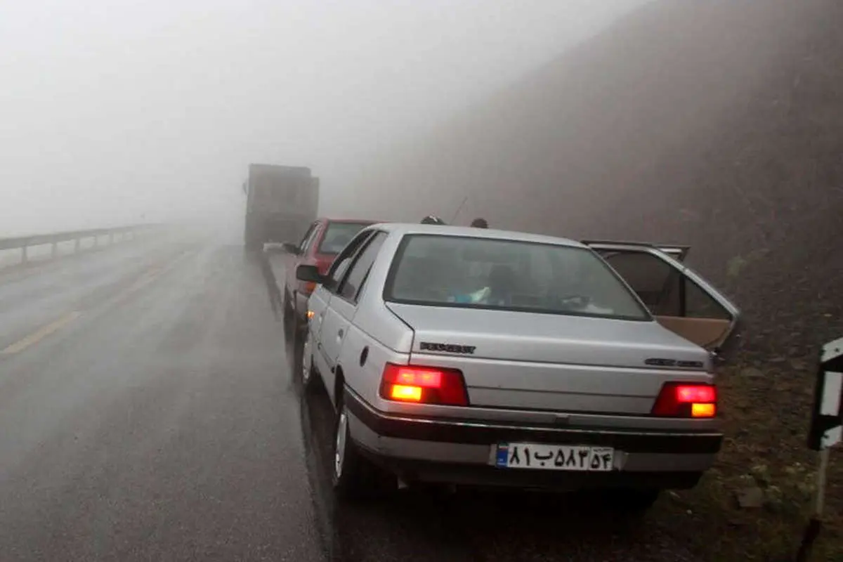 بارش برف و باران در جادههای ۹ استان