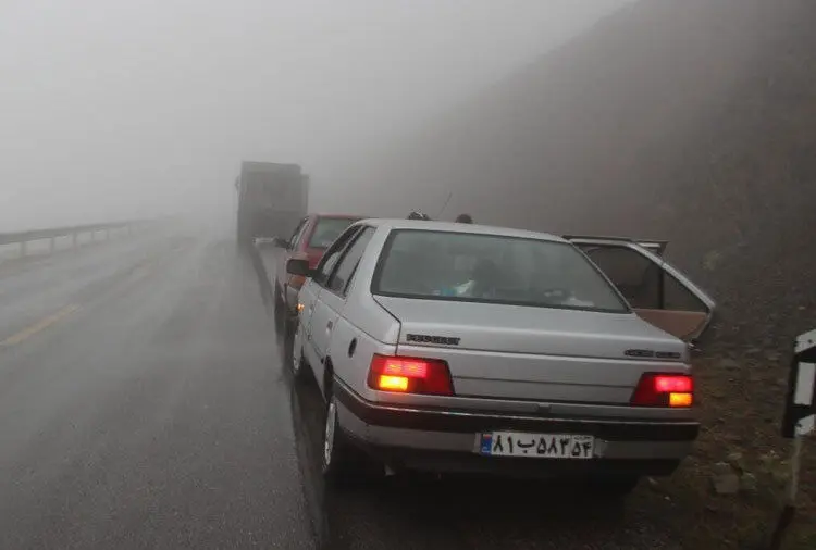 بارش برف و باران در جاده‌های ۹ استان