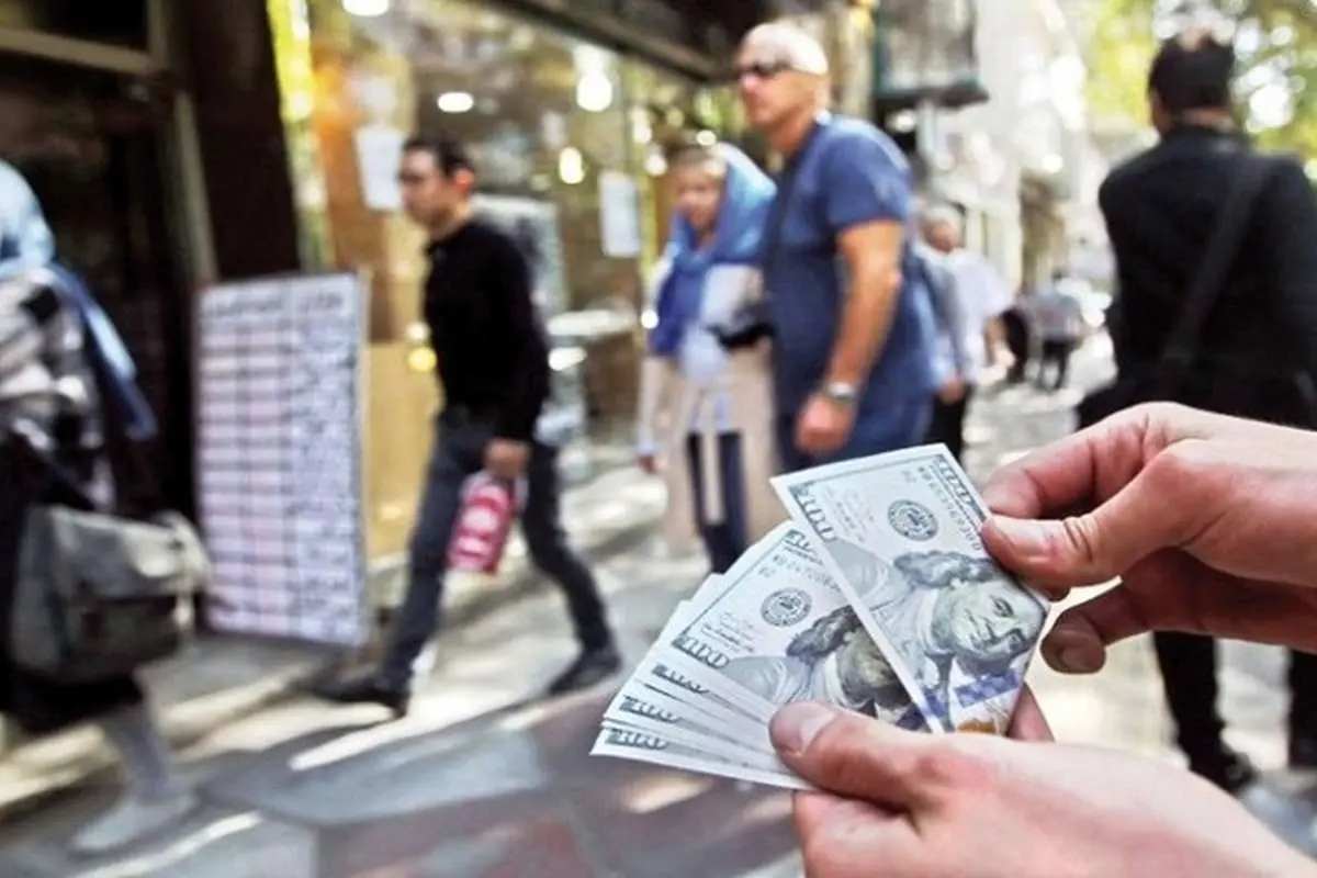 فرار ترامپیها از بازار دلار