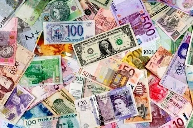 قیمت ارز در بازار آزاد امروز دوشنبه ۲۹ دی ۱۳۹۹