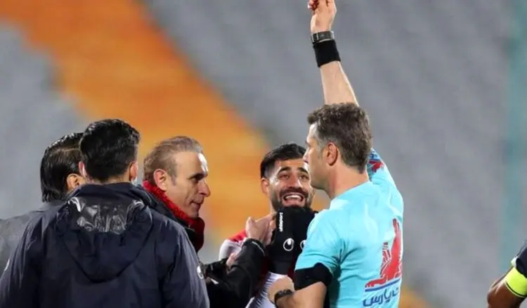عذرخواهی داور سرشناس از پرسپولیسی ها؛ ببخشید، درست ندیدم