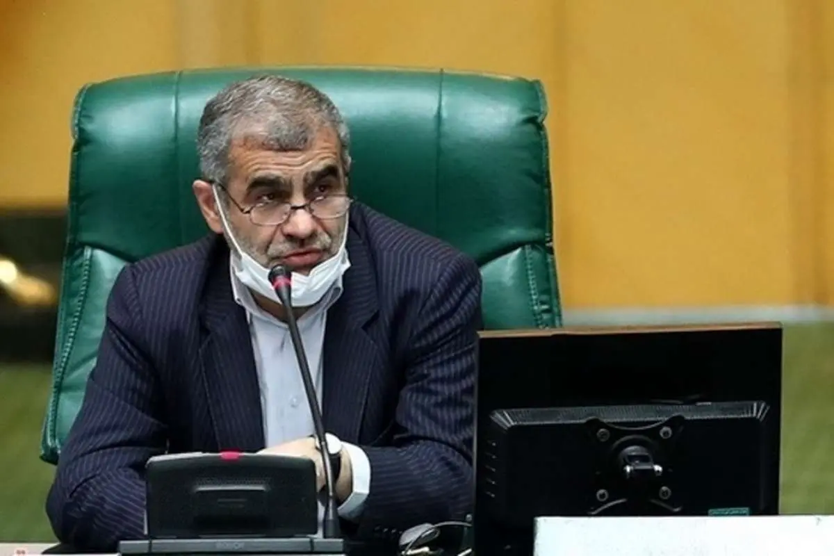 پاسخ صداوسیما به حواشی توهین یک مجری به لباس کُردی