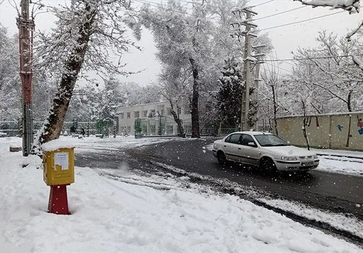 پیش‌بینی هواشناسی امروز ۱ بهمن ۹۹؛ بارش برف و باران و وزش باد شدید در ۱۶ استان کشور