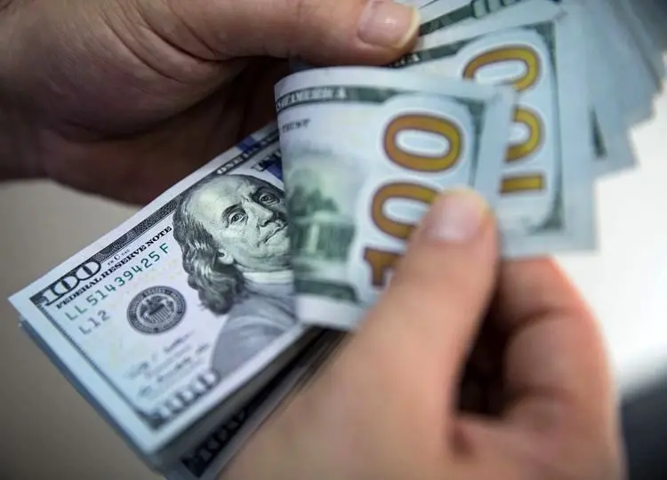 ارزش ریال مقابل دلار ظرف دو هفته ۱۷ درصد بالا رفت