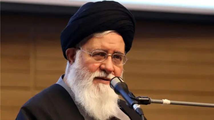 علم‌الهدی: اعتراضات درباره واکسن به دلیل زاویه داشتن با رهبری بود