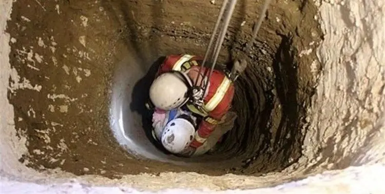 نجات مردی ۵۶ ساله پس از ۳ روز حبس در چاه