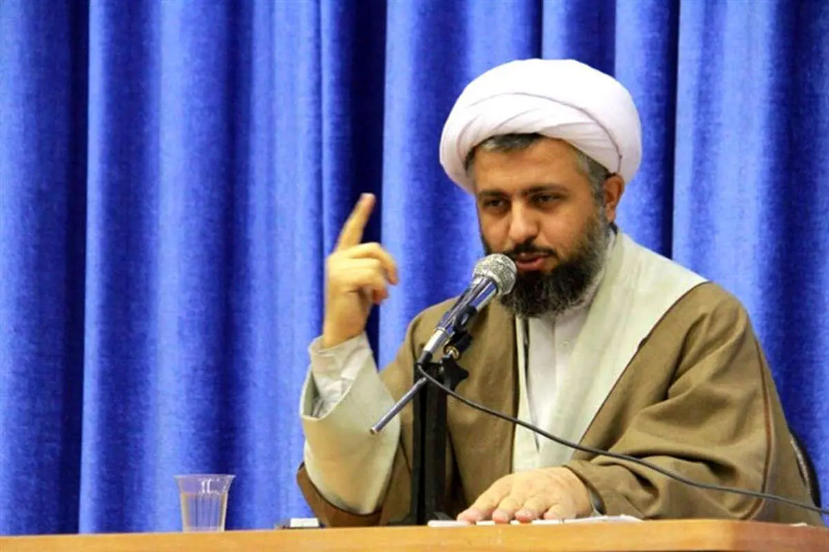 جنجال توئیت یک نماینده علیه فائزه هاشمی