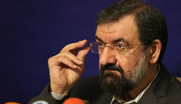 محسن رضایی: ۱۴۰۰ را تبدیل به یک قیام کنیم