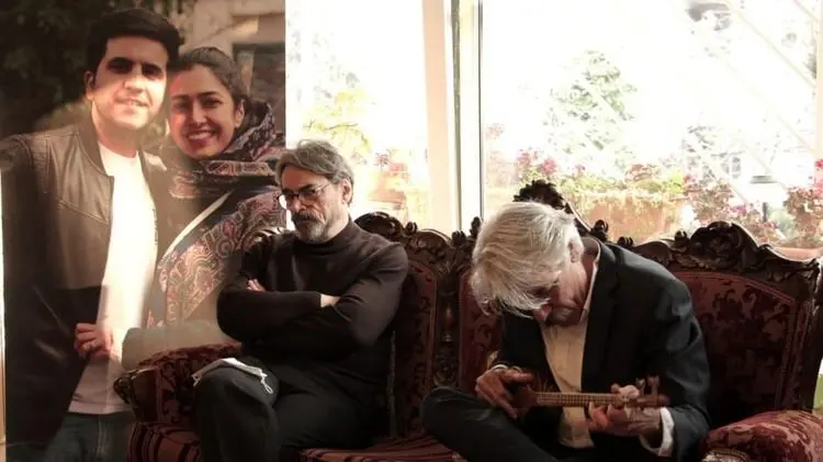 (ویدئو) ساز زدن کیهان کلهر با سه تار یکی از جانباختگان هواپیمای اوکراینی