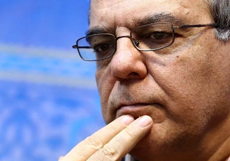 واگذاری کامل حقوق سیاسی