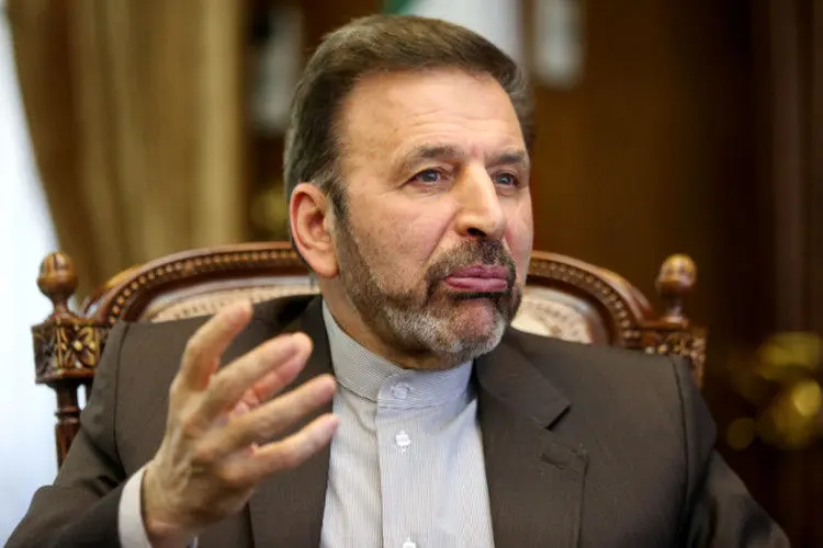 واکنش واعظی به شکایت نمایندگان از روحانی