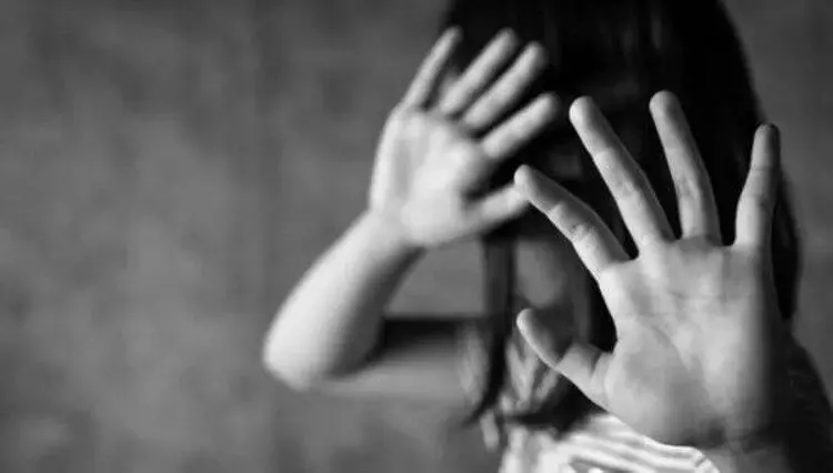 کودک آزار ملایری دستگیر شد
