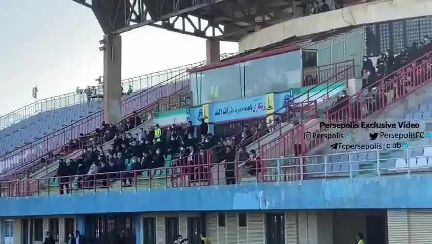 (ویدیو) اتفاق بسیار عجیب در حاشیه دیدار پرسپولیس و آلومینیوم در اراک