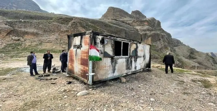 معاون آموزش و پرورش: علت آتش سوزی کانکس صاعقه نبود