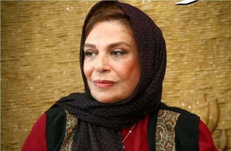 بیوگرافی گوهر خیراندیش