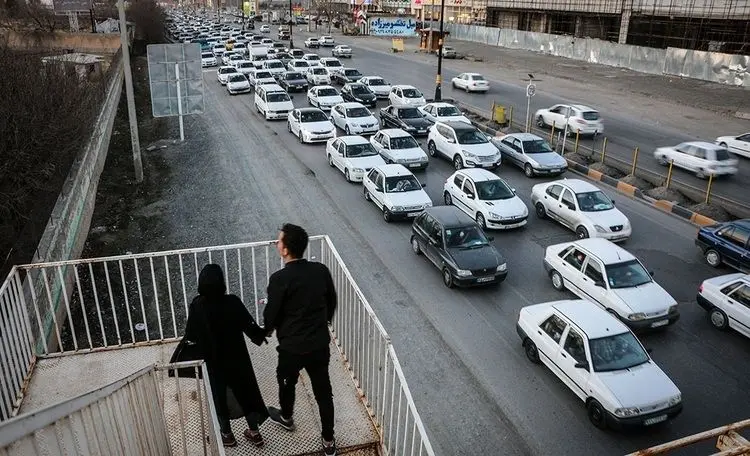 (تصاویر) ترافیک سنگین در جاده‌های منتهی به ییلاقات مشهد